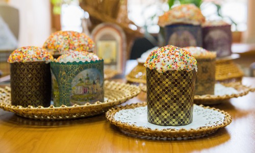 На Театральной площади в Кирове будут бесплатно раздавать куличи