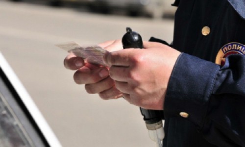 В Коми задержали 26-летнего жителя Кировской области с фальшивыми правами