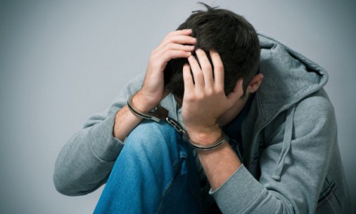 В Кировской области 17-летний подросток отсидит год в тюрьме за то, что вынес компьютер