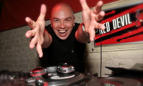 Нескучный weekend: День космонавтики, «El Tango» и музыкальный фестиваль "Акустика"