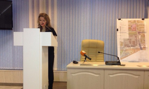 Путепровод в Чистые Пруды: чиновники не могут ответить на вопросы кировчан о пробках и загазованности