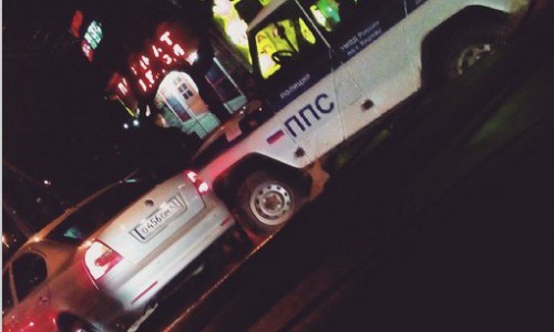 В Кирове полицейский «УАЗик» столкнулся с двумя машинами