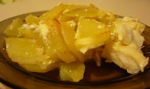 Белая рыба с картофелем в духовке