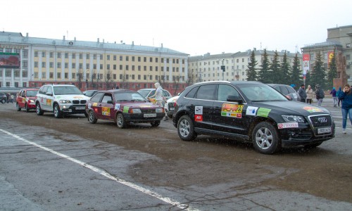 Видео: кировчанки продемонстрировали автомастерство в ралли «Я сама»