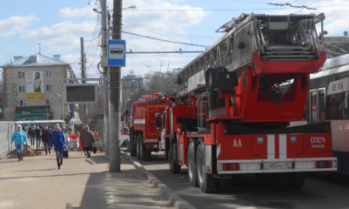 Видео пожара в ЦУМе: огонь вспыхнул в магазине модной одежды в новом здании