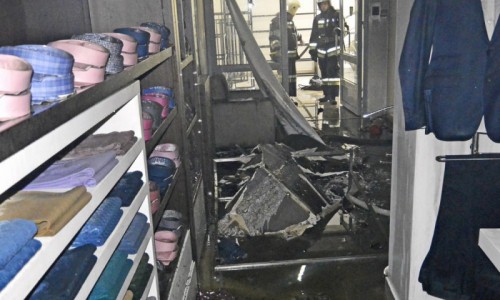 Пожар в ЦУМе: появились фото из отдела одежды, где вспыхнул огонь