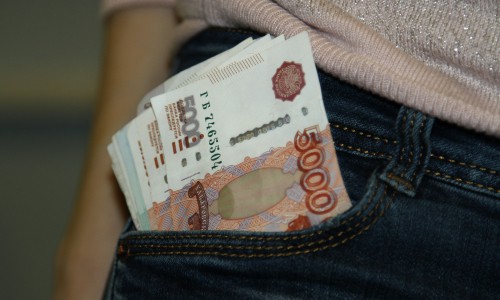 В Кирове чиновнику помешали получить взятку в миллион рублей