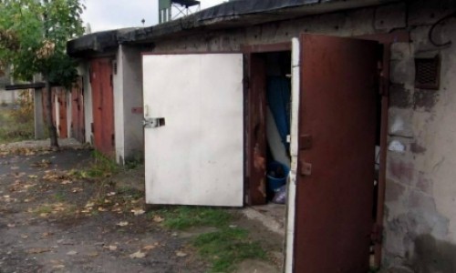 Студенты из Кировской области несколько раз обокрали один и тот же гараж