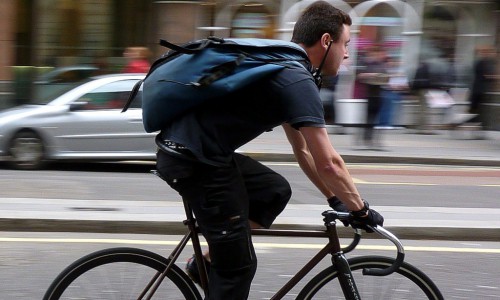 В Кирове парень захотел покататься и украл сразу два велосипеда