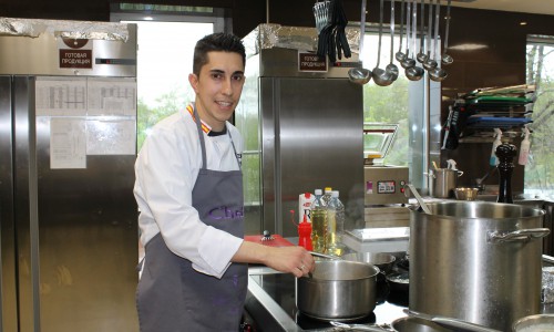 Эксклюзив: повар, за которого собралась замуж Елена Ваенга, рассказал о встрече с певицей