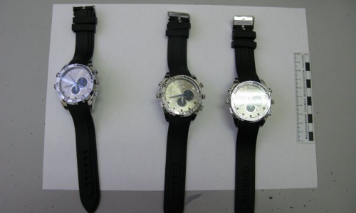 Кировчанин ответит перед законом за покупку часов, очков и ручек для скрытой слежки