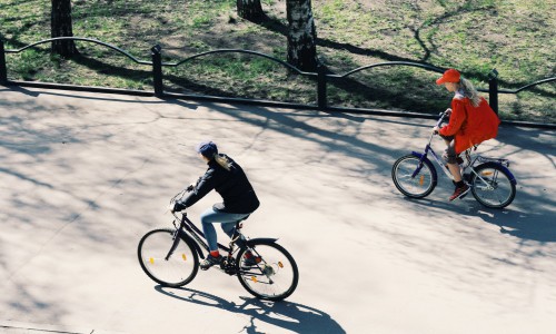 Пешком, на велосипеде или на автобусе: журналисты "Pro Город" узнали, как быстрее добираться до работы