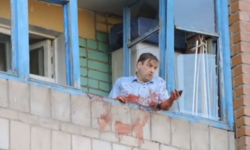 Окровавленный кировчанин кричал на всю улицу с балкона: полицейские рассказали, что произошло