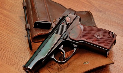 В Кирове найдено тело полицейского: рядом лежал табельный пистолет