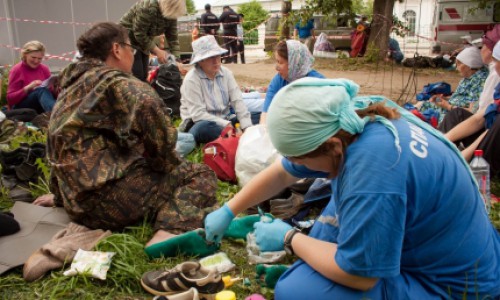 За первый день Великорецкого крестного хода медпомощь потребовалась 146 паломникам