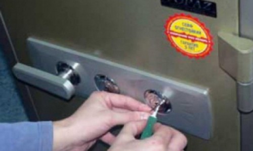 В Кирове мужчина со склада банка вывез на грузовике три сейфа и сдал их в металлолом