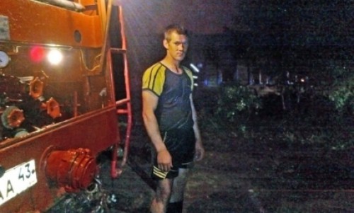 Герой! В Кировской области 29-летний парень вынес женщину из огня