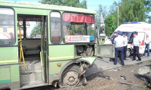 ДТП в Корчемкино: число пострадавших увеличилось до восьми человек, 25-летняя девушка в тяжелом состоянии