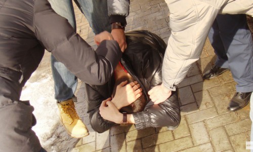 В Кировской области подралась компания молодых людей: 22-летний парень скончался в реанимации