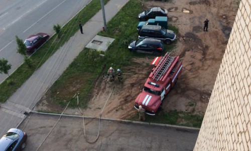 Народная новость: на Московской обнаружен подозрительный предмет, к месту происшествия приехали полицейские и спасатели