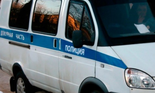 В Кировской области пьяный полицейский на автомобиле опрокинулся в кювет