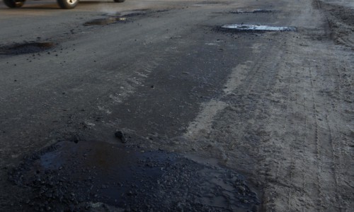 В Кирове идет ямочный ремонт: где подлатали дыры?