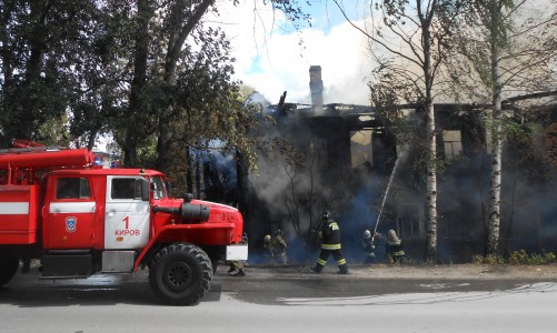 Поджог домов на Блюхера: владельцу сгоревшей квартиры предлагают взамен только 6 квадратных метров жилья