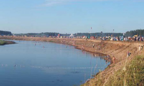 Роспотребнадзор не рекомендуют купаться в Быстрице во время «Гринландии»