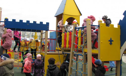 В Кирове появится новая детская площадка