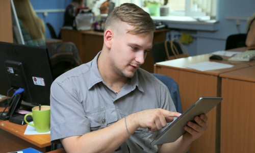 За неделю 8 кировчан заработали с газетой "Pro Город"