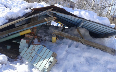 В детском саду в Кирове обвалилась веранда