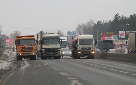 В Кировской области ограничат движение для многотонных фур