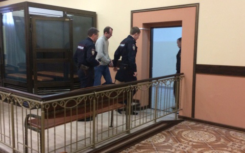 Адвокат рассказал об отклонениях в психике у обвиняемого в убийстве Мятиевых