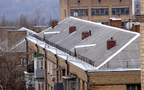 В Кирове закроют крыши и подвалы во всех домах