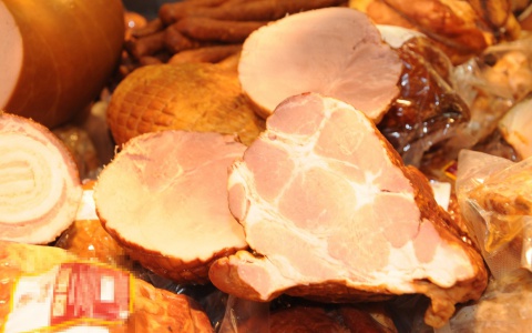 В Кировской области бывший сотрудник полиции получал взятку мясом