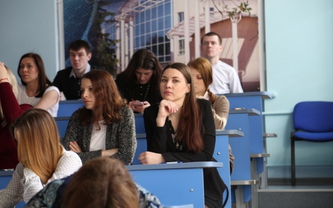 Фоторепортаж: как прошел "Тотальный диктант" в Кирове