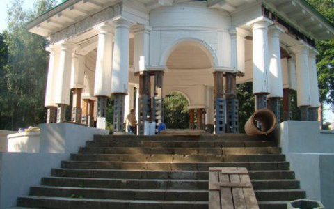 Спустя два года в Александровском саду снова проведут ремонт