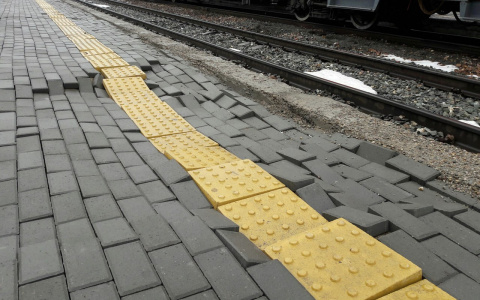 Покрытие на станции в Котельниче, которое обсмеяли в Интернете, переделают