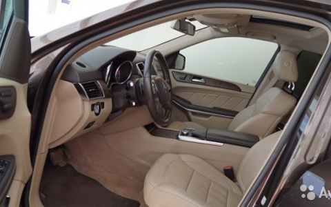 6 самых дорогих автомобилей в Кирове, которые выставлены на продажу