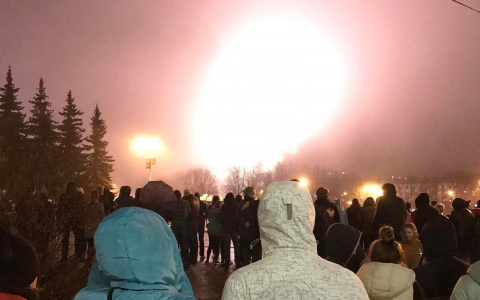 В мэрии объяснили, почему было не видно фейерверка ко Дню Победы