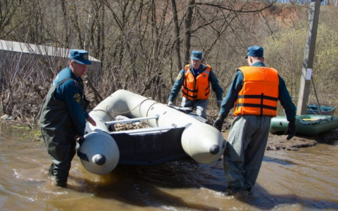 В Кирове три микрорайона подтопило из-за паводка