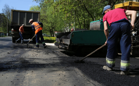 В Кирове на пяти улицах ремонтируют дороги: в ДДХ рассказали, как проходят работы