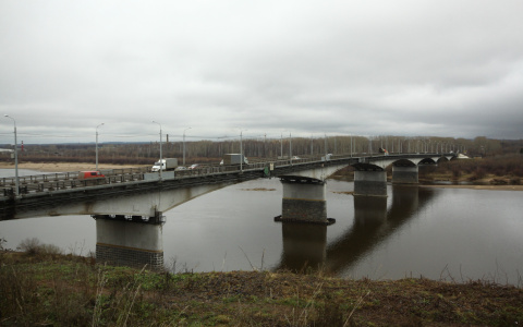 Уровень воды в реке Вятке идет на спад