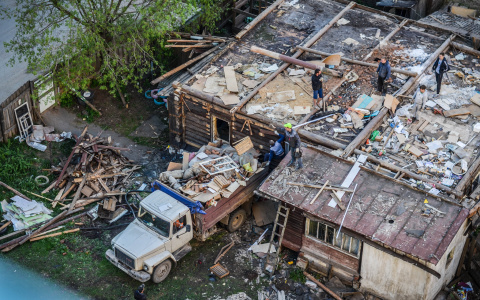 В Кирове снесут десять аварийных домов