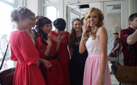 Выпускные в Кирове 2017: сколько миллионов готовы потратить родители?