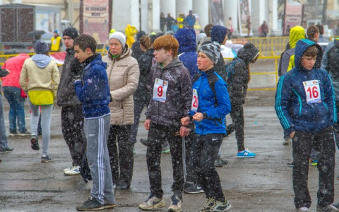 На городской легкоатлетической эстафете в Кирове школьнику стало плохо