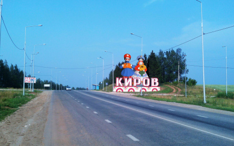 На въездах в Киров установят гигантские фигуры дымковских игрушек