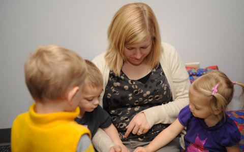 "Вот бы ты была моей мамой": три невыдуманные истории от кировской няни