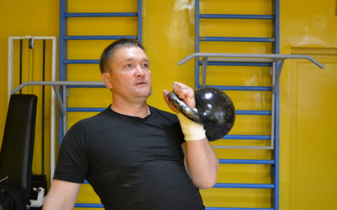 Кировчанин, поднявший гирю 800 раз: «Чтобы не сойти с ума в тюрьме, я стал заниматься спортом»