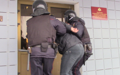 В Кирове задержали гендиректора КРИКа за взятку в 5 000 000 рублей